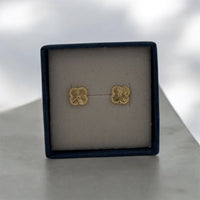 Broquel Estilo VC oro 10k
